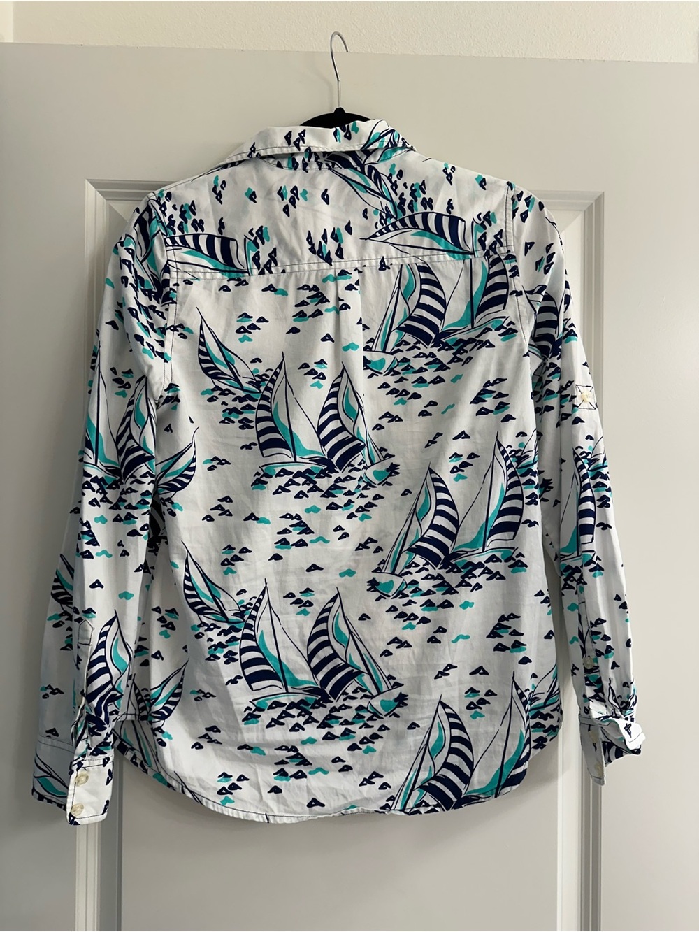 Vineyard Vines Sailboat Popover - Picture 2 of 2